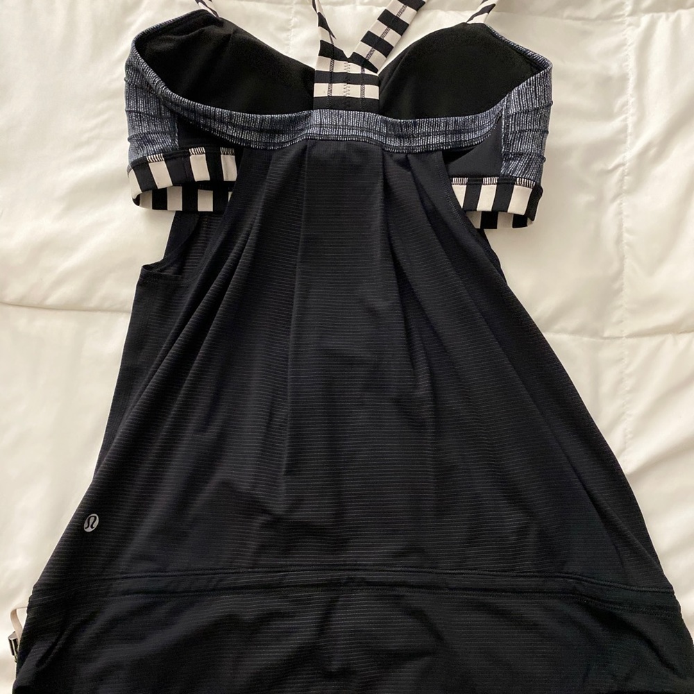 Lululemon Restless tank 8 stripes - Picture 6 of 7